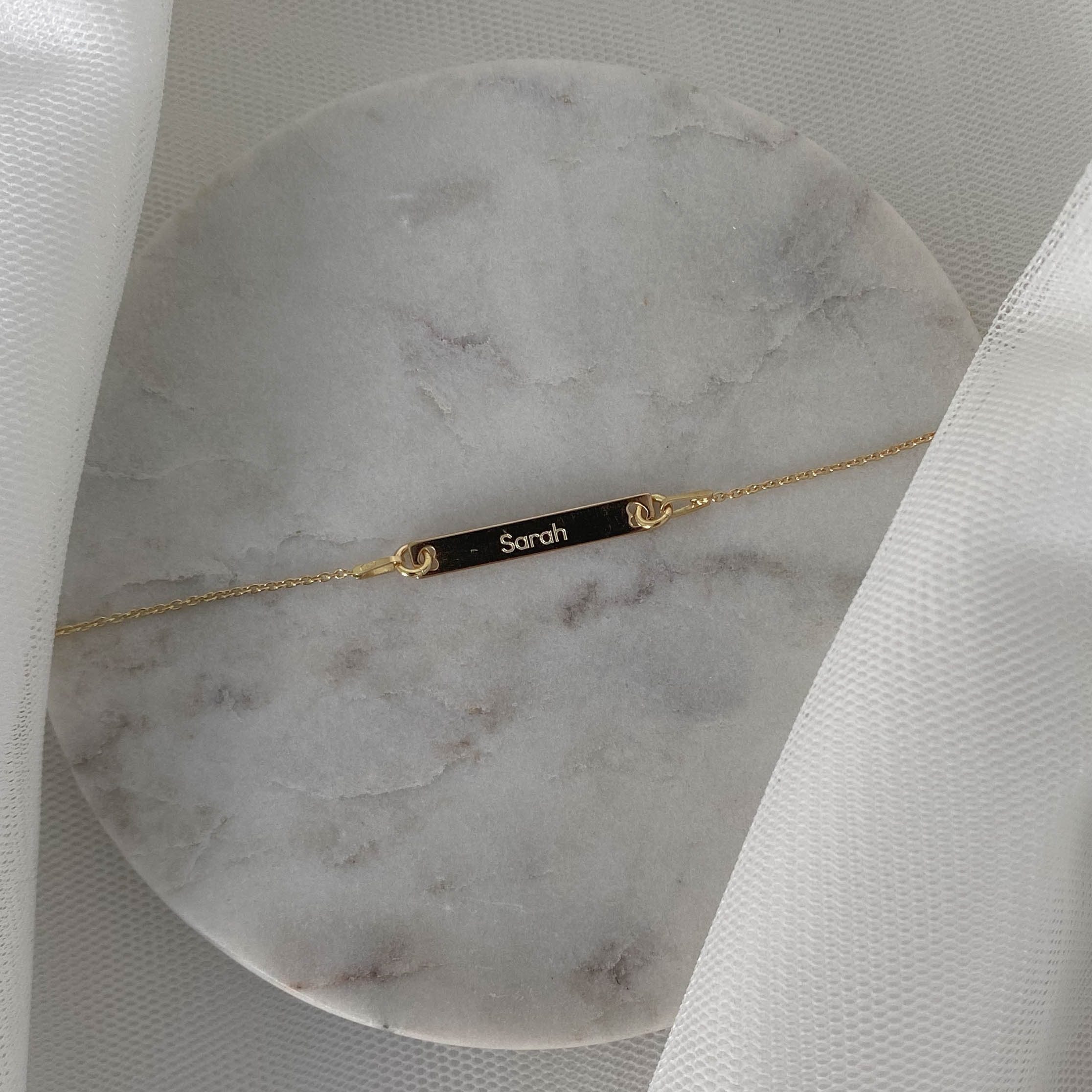 – Perlenbräute handgemachter längliche Gravur mit Platte - - Brautschmuck Armband